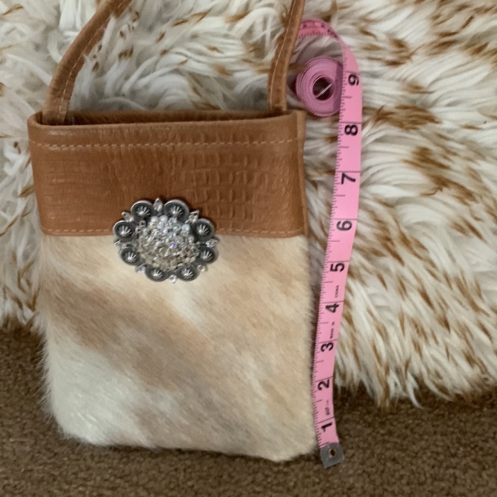 NWOT PERFECT GIFT! Handmade genuine cowhide leather small crossbody - Picture 2 of 6